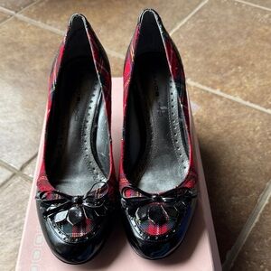 Bandolino Red Plaid Heels with Black Accents